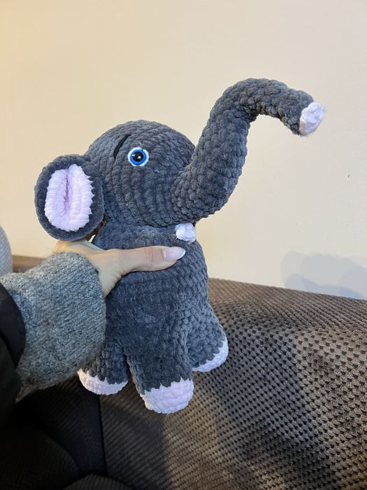 Слонче ръчно плетено