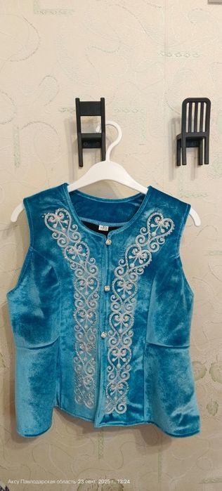 Жилетка на 6-8 лет