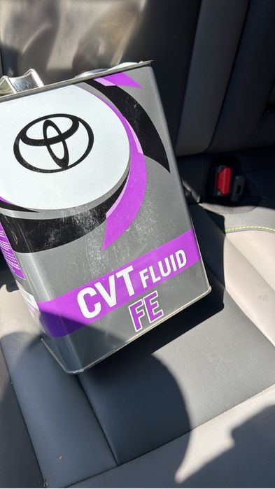 Масло Toyota CVT 4л оригнал тойота в вариатор