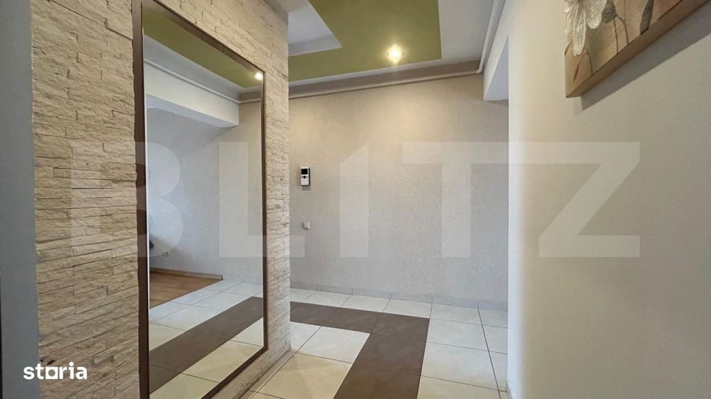 Apartament cu 3 camere, in curte privata