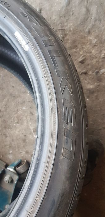 Летни гуми-18цола-235/40-1бр.-95лв."FALKEN "
