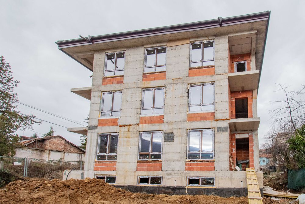 Тристаен апартамент в кв. Княжево