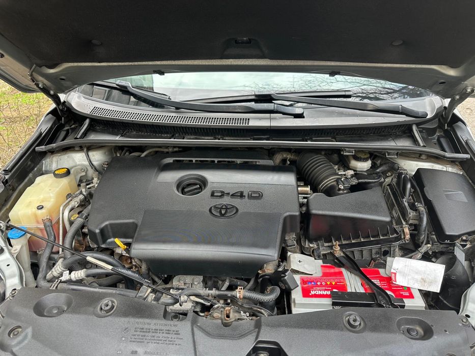 Toyota Avensis T27 facelift