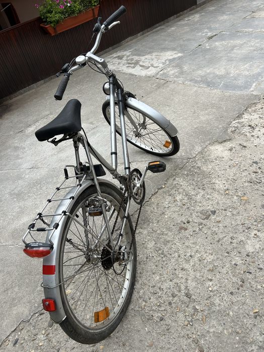 Bicicleta de vanzare
