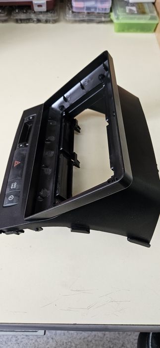 Рамка магнитолы Toyota prius 20