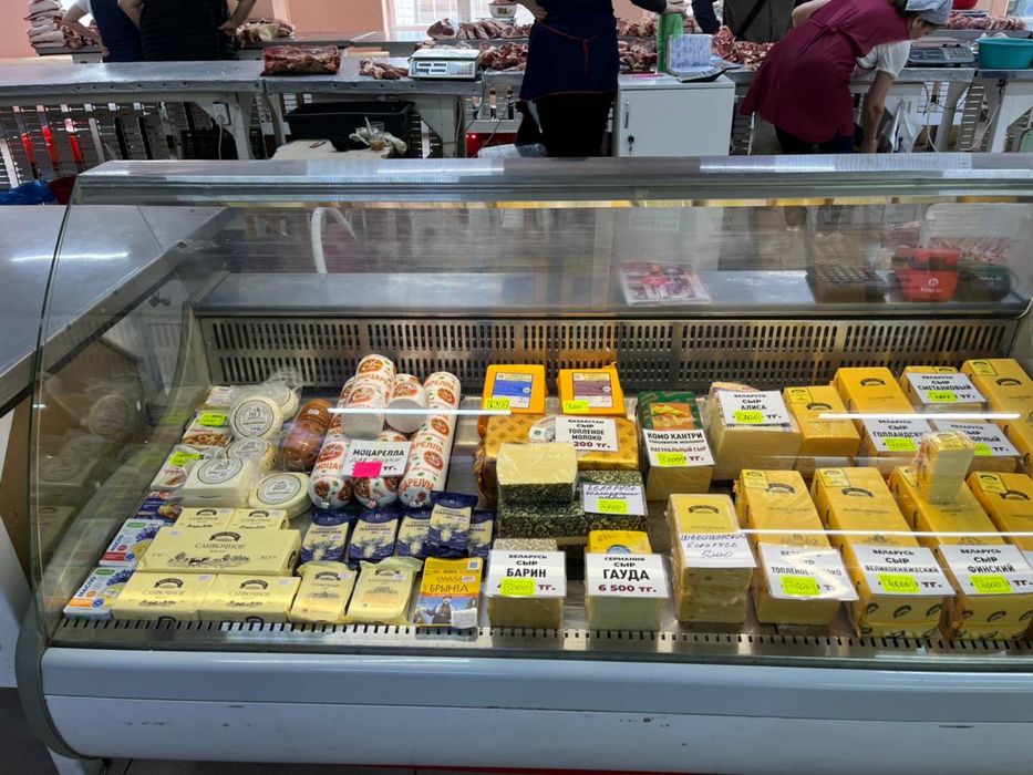 Витриный холодильник