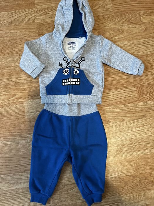 Haine bebe 0-12 luni in stare foarte buna