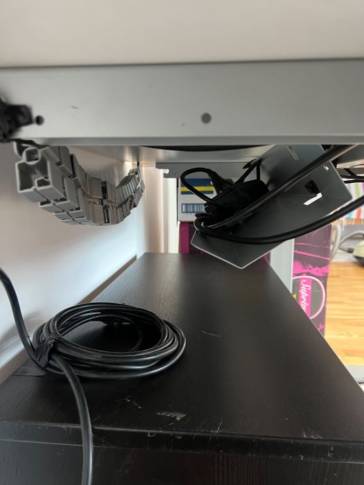 Birou electric si scaun ergonomic