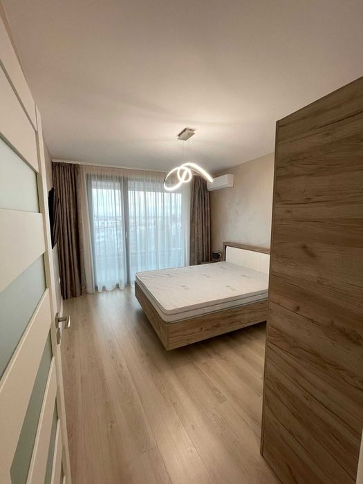 Продава се Двустаен апартамент в Варна, Цветен квартал - 74 кв.м за 3514 €/кв.м - Снимка #15