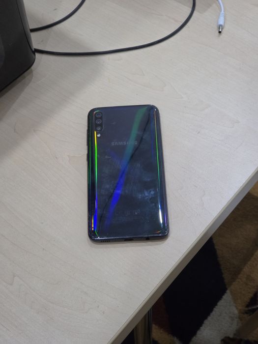 Продам Samsung galaxy a70