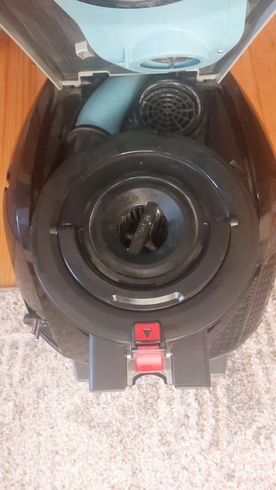 Прахосмукачка Bosch Relaxx'x