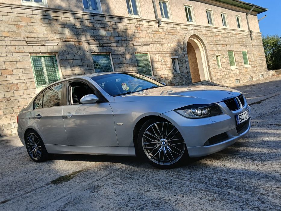 Vând Bmw e90 318d