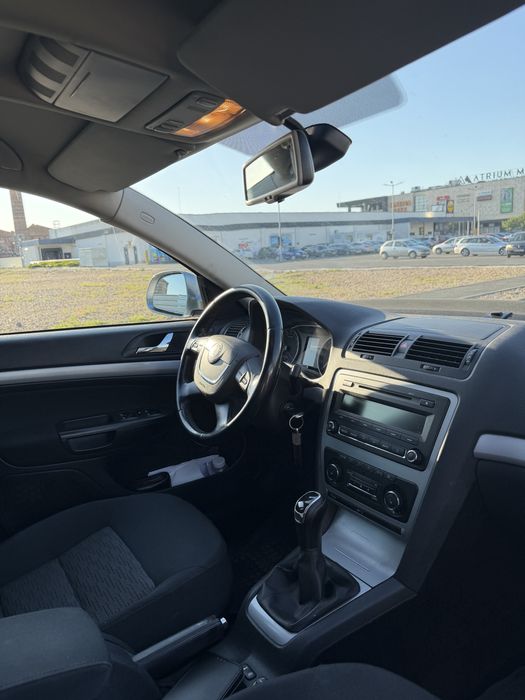 SKODA Octavia 2013 — imagine 5