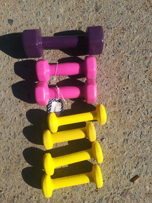 Продам гантели. .