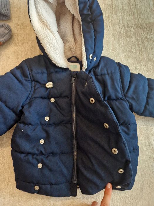 Две зимни бебешки якета 80см