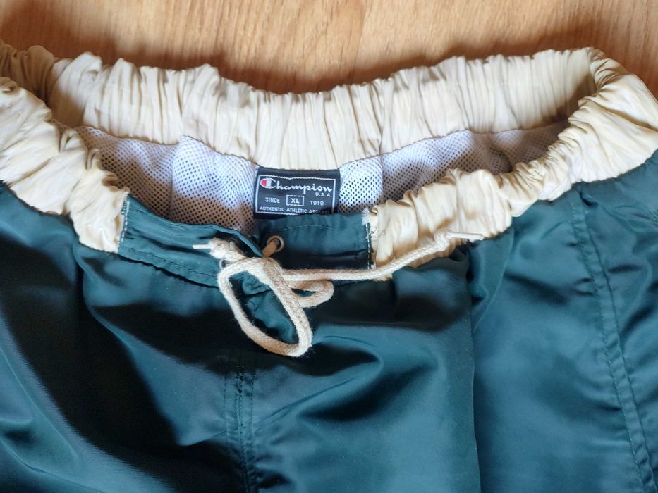 Pantaloni Scurți ,,Champion U.S.A.”, mărimea XL, unisex