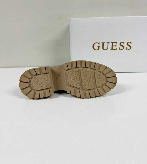 Guess Finda Loafer