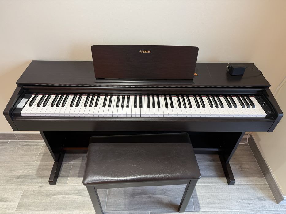 Yamaha Arius YDP-103