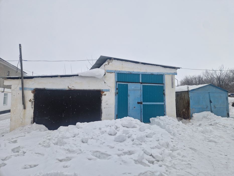 Продам 4х комн квартиру