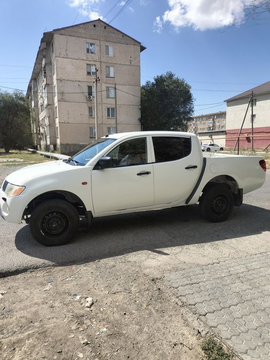 Продажа mitsubishi л 200