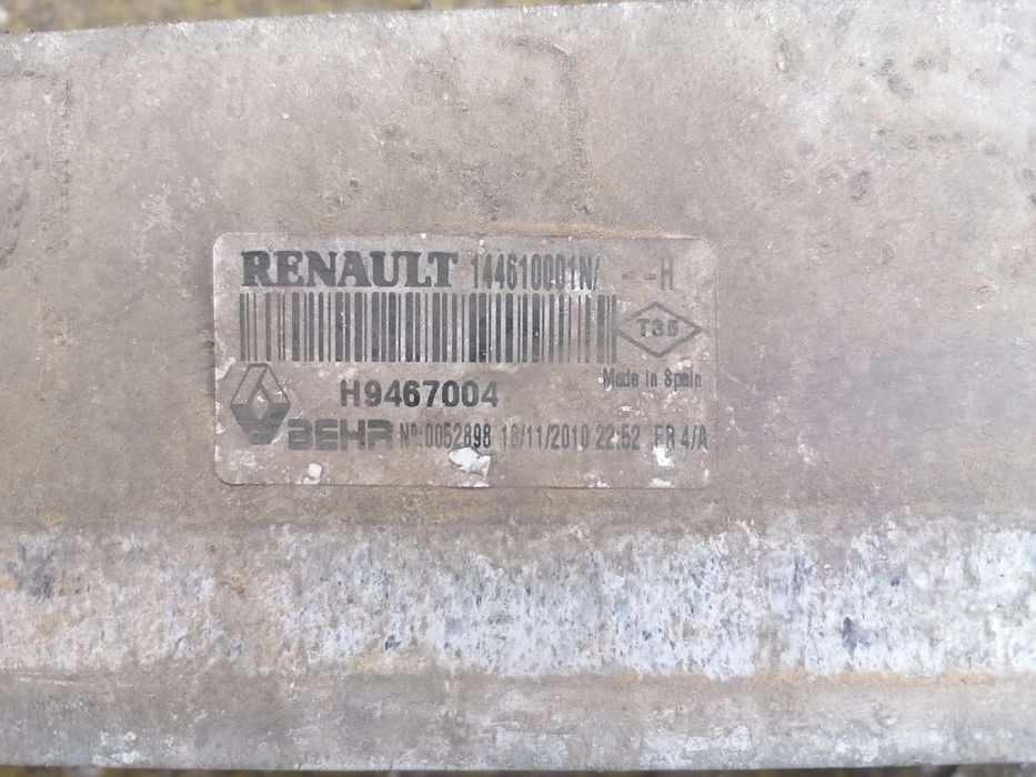 Радиатор климатик и интеркулер за Рено Лагуна 3 2011г