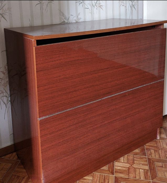 Тумба для постельного белья, одеял , подушек и т.д