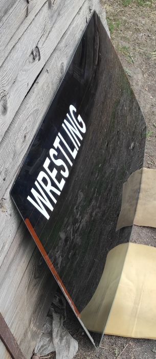 Заднее стекло ВАЗ 2114.