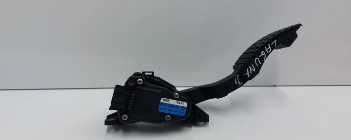 Pedala acceleratie 8200003392 Renault Laguna a 2-a generatie