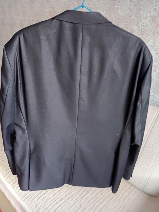 Продам мужской костюм