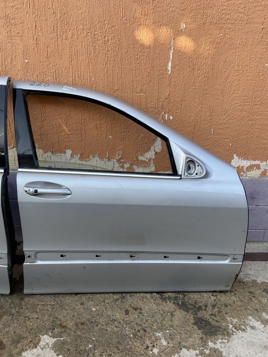 Мерседес 220 двери