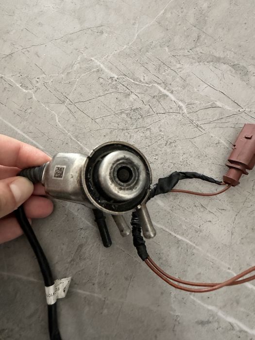 Injector original AdBlue Audi A4 B9 2.0TDI 190 cp