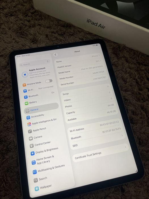 iPad Air 5 th /  2023 / M1 / NOU / 100% Bateria