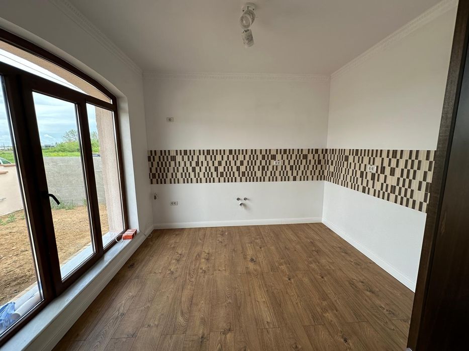 Proprietar vând casă pe parter în Ghiroda