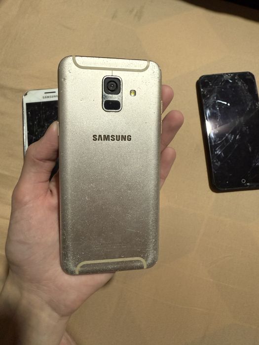 Самсунк А6 ,, ZTE601.  J2. J5 запсаст