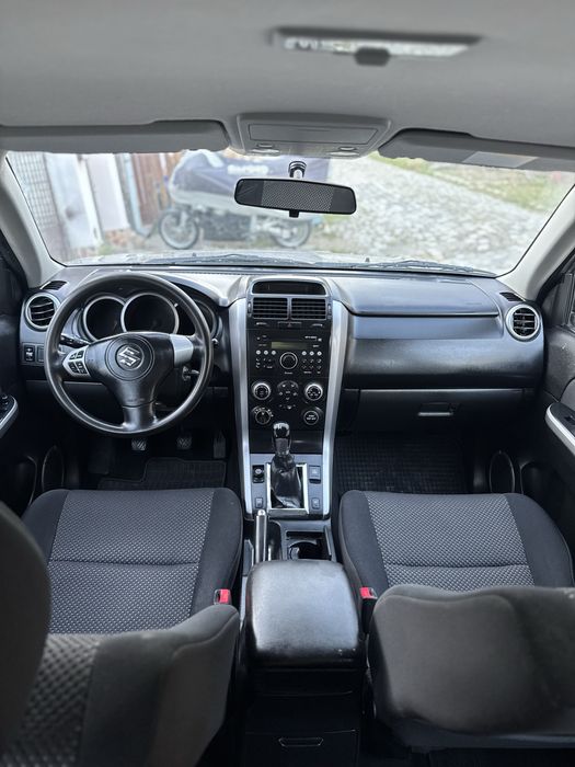Suzuki Grand Vitara/1.9DDiS/4x4/Diff-lock/2010/absolut impecabil !
