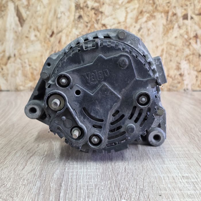 Генерато БМВ мотор М51