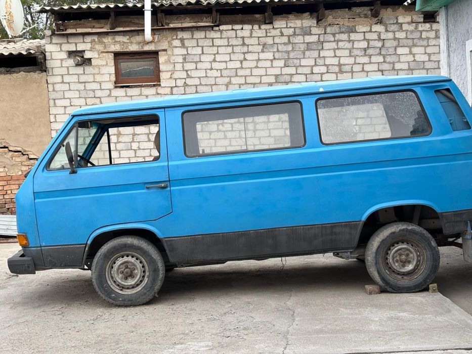 Продам бус 1986г.