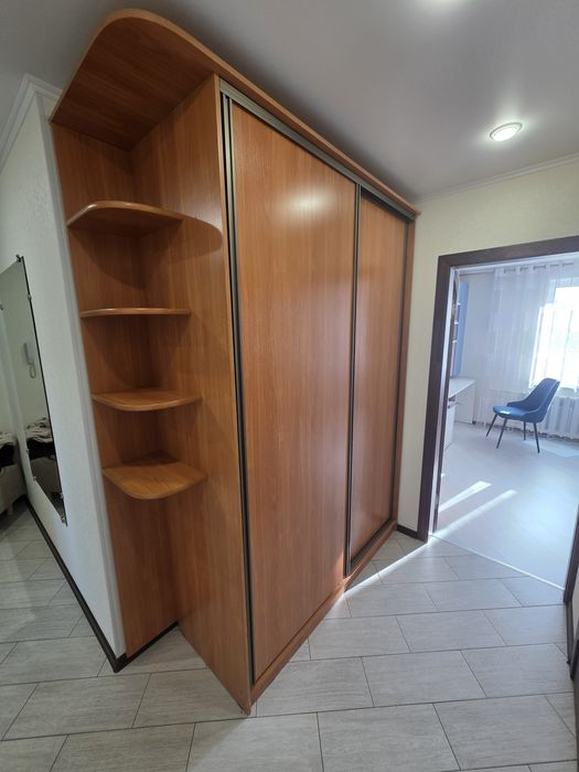 Продам шкаф для одежды