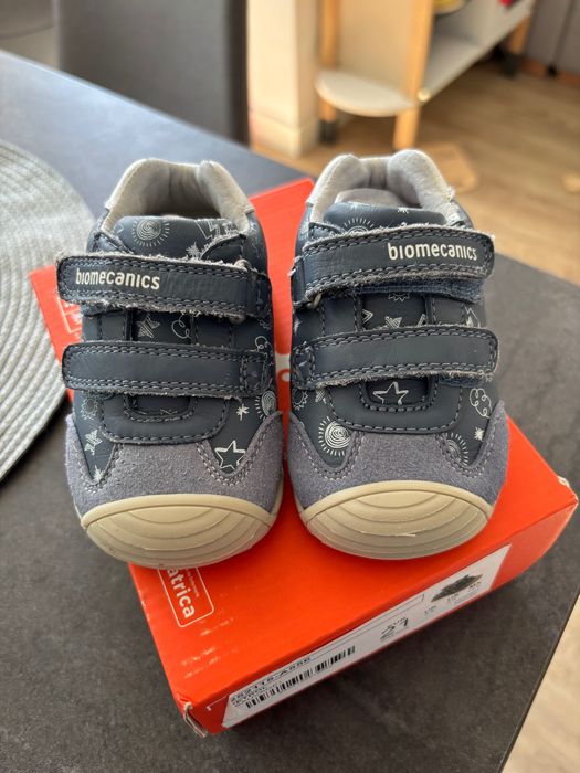 Обувки за прохождане Biomechanics, 21 номер