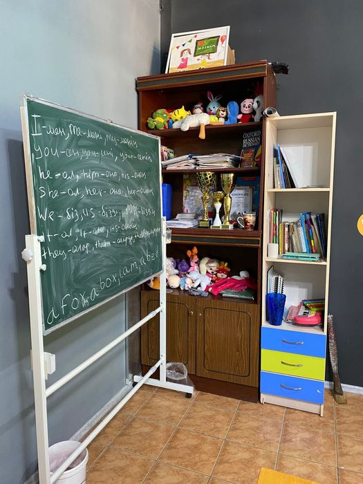 Продаётся офисная мебель