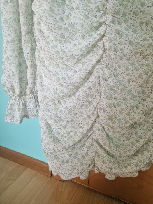 Платье зеленое мини