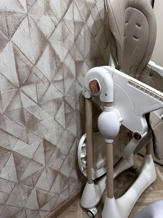 Детскии стулья почти новый