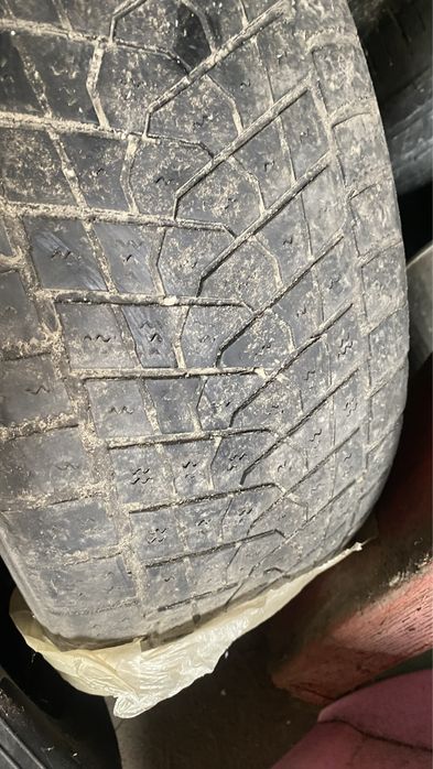 Продам резину на 18 все сезонные