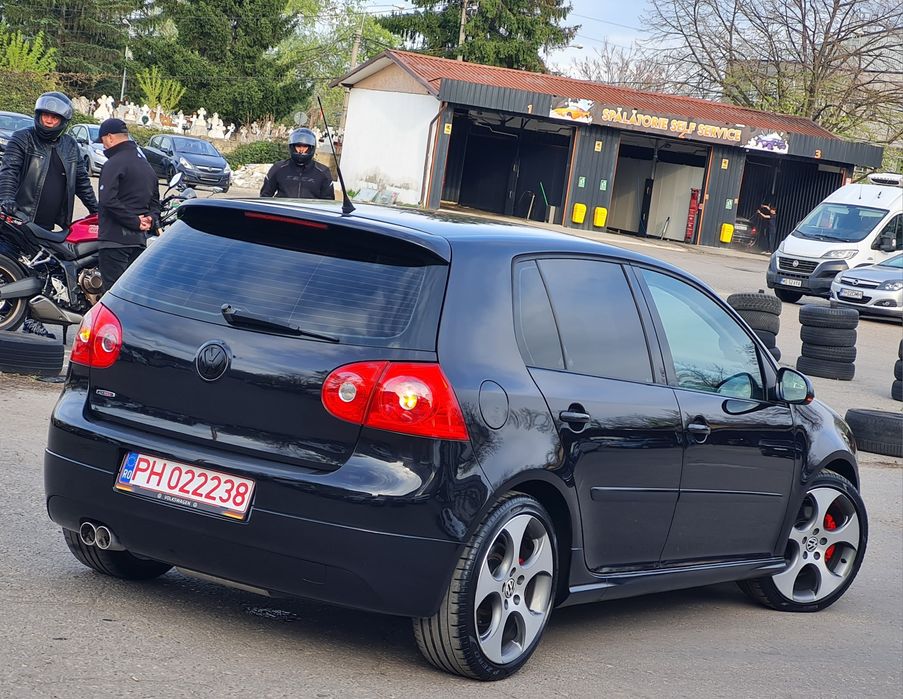 VW Golf GTI ~ Automată DSG ~ 2.0 Benzină - 200 CP ~ Navi , Piele , Klimă , Jante R18 ~ Import Germania ~ IMPECABILĂ