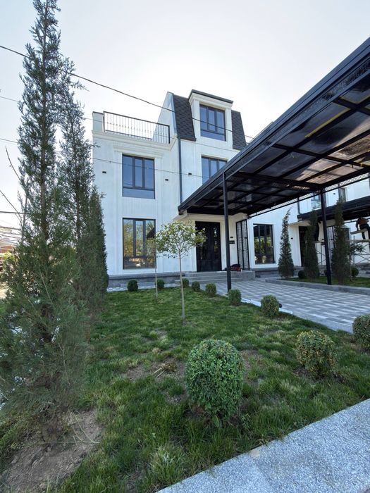 Продаются ТАУНХАУСЫ ! Уста Ширин  Ориентир: ТЦ Малика