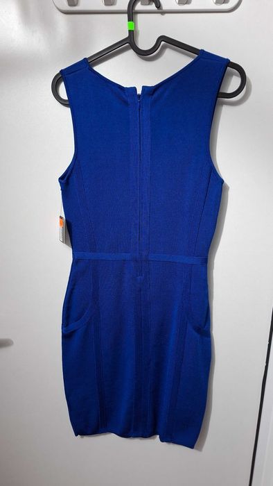 GUESS  с блестящ ефект и драпиран преден детайл –  S (US) / EU 36