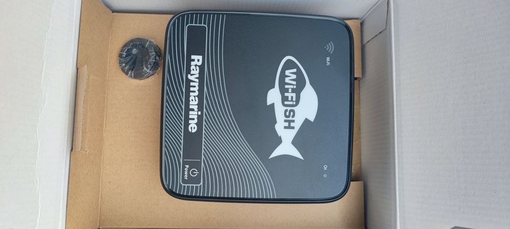 Сонар за лодка за захранка Raymarine wifish  wi-fi