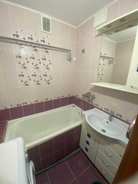 Продам 2 комнатную квартиру