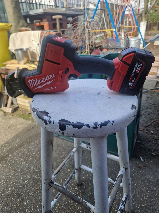 Fierastrau sabie Milwaukee M18  FHZ