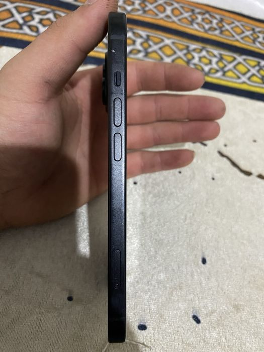 iPhone 15 128гб черный цвет
